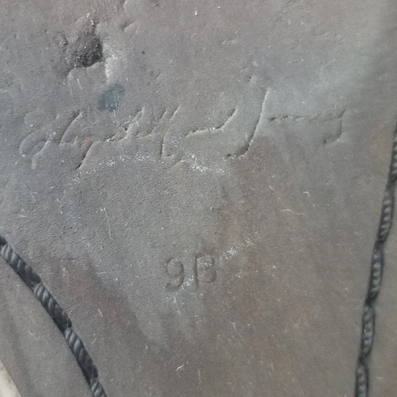 Elizabeth and James Light Brown Suede Wedges Size9 - Picture 6 of 7